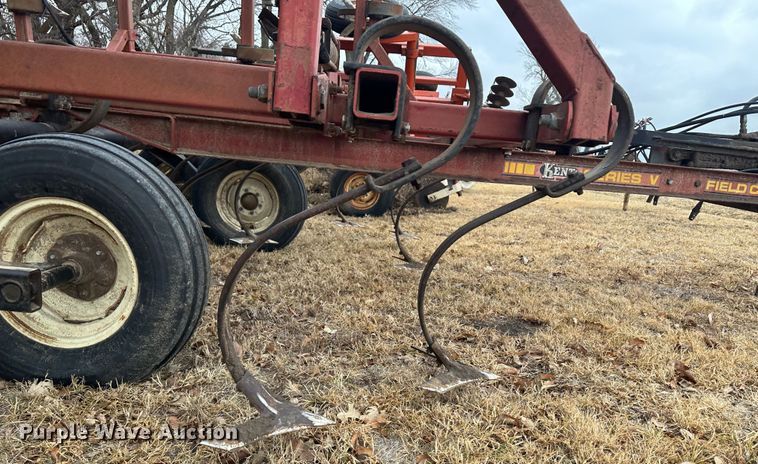 image for item JD9645 Kent Series V  field cultivator