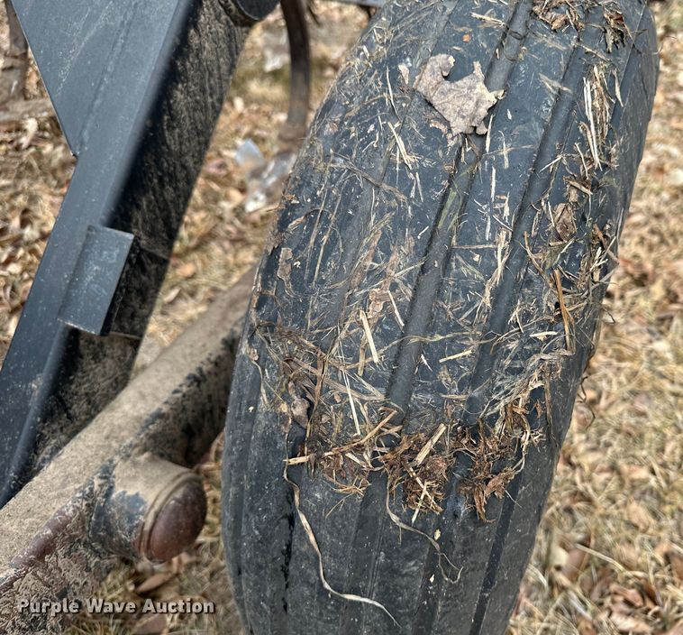 image for item JD9645 Kent Series V  field cultivator