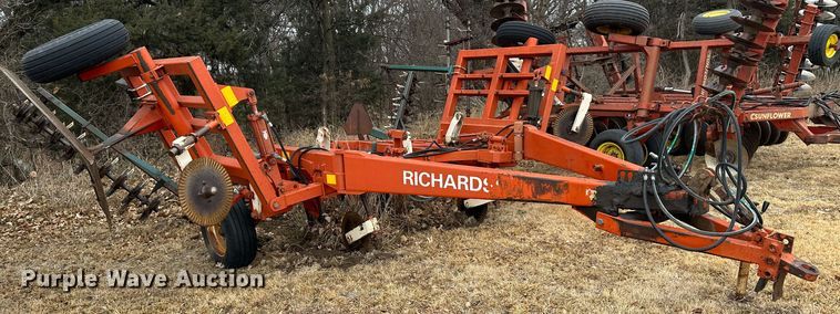 image for item JD9646 Richardson  sweep plow