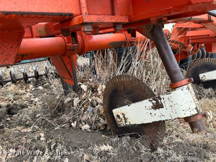 image for item JD9646 Richardson  sweep plow