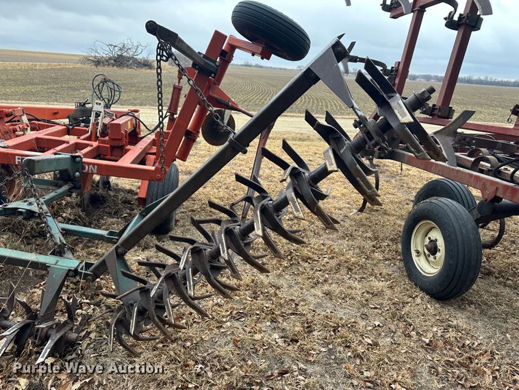 image for item JD9646 Richardson  sweep plow