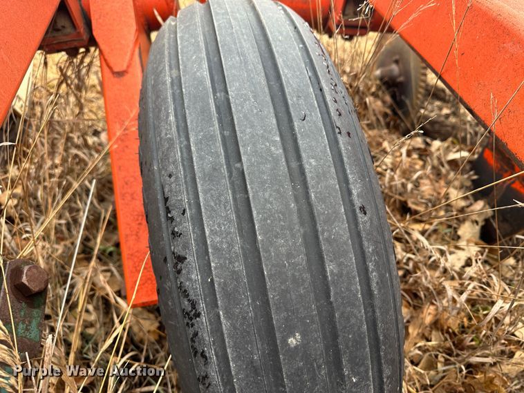 image for item JD9646 Richardson  sweep plow