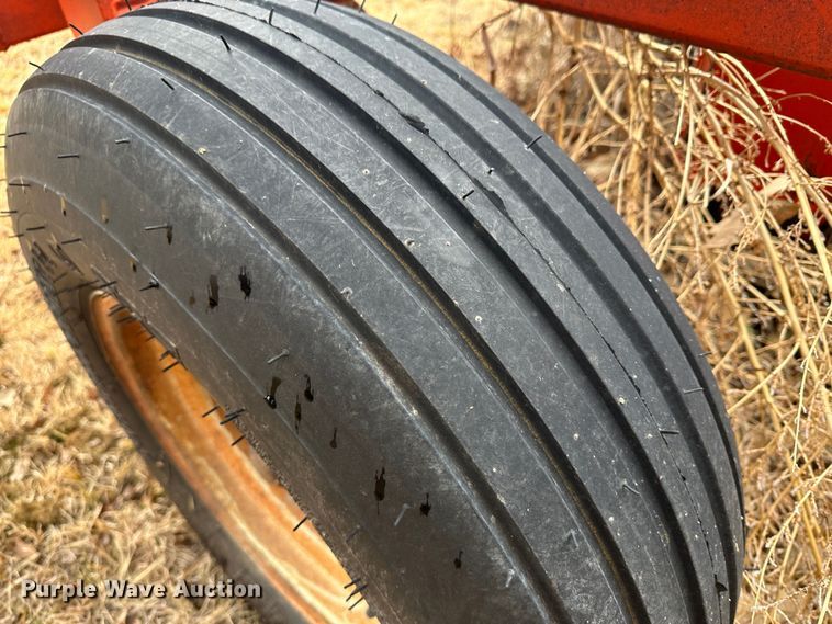 image for item JD9646 Richardson  sweep plow