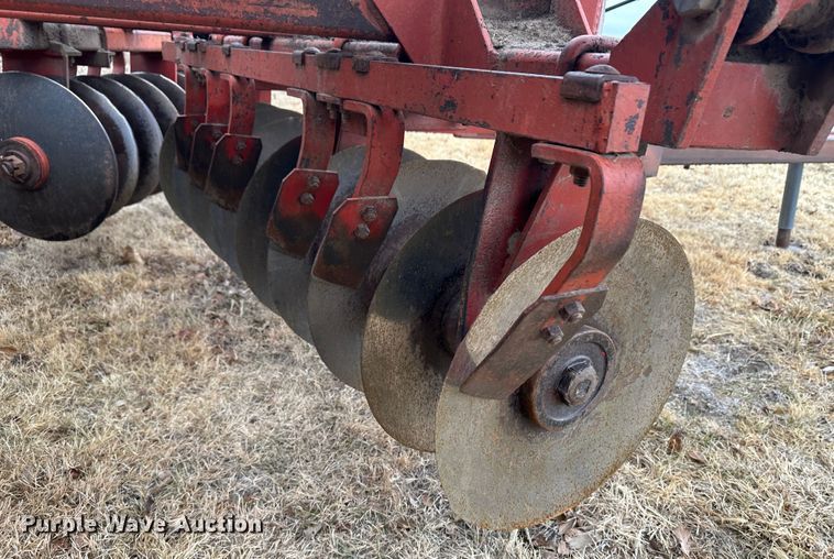 image for item JD9647 Sunflower 79TA-21  double off-set disk