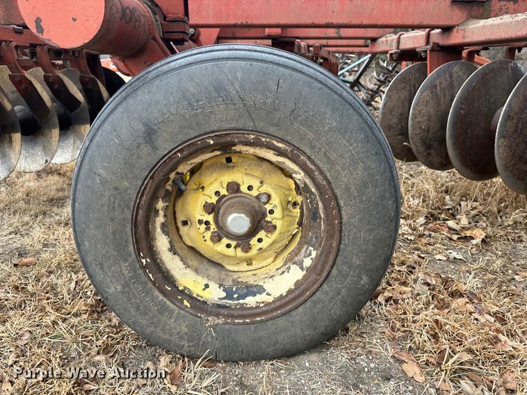 image for item JD9647 Sunflower 79TA-21  double off-set disk