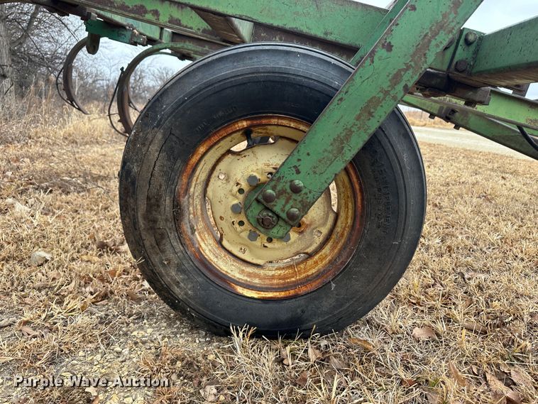 image for item JD9648 Chisel