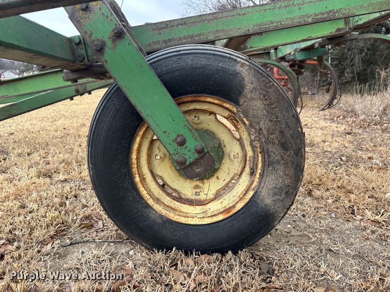 image for item JD9648 Chisel