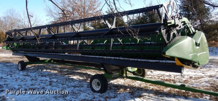 image for item JK9137 2004 John Deere 630F  flex head