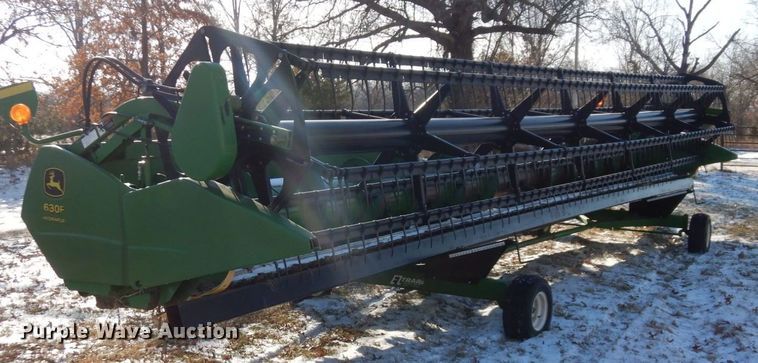 image for item JK9137 2004 John Deere 630F  flex head