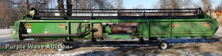 image for item JK9137 2004 John Deere 630F  flex head