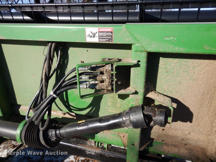 image for item JK9137 2004 John Deere 630F  flex head