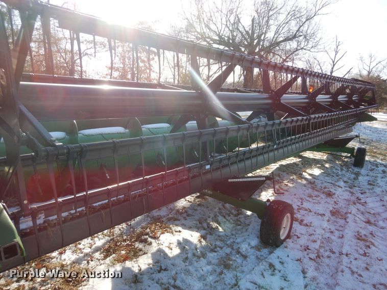 image for item JK9137 2004 John Deere 630F  flex head