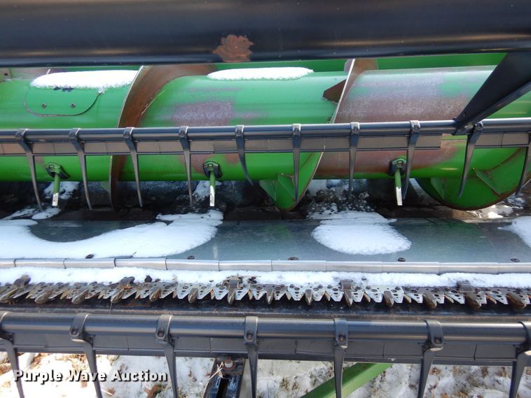 image for item JK9137 2004 John Deere 630F  flex head