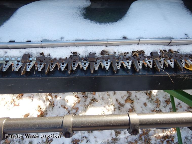 image for item JK9137 2004 John Deere 630F  flex head