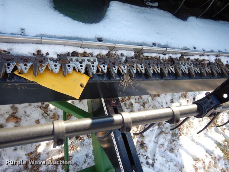 image for item JK9137 2004 John Deere 630F  flex head