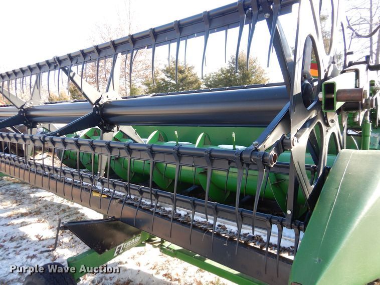 image for item JK9137 2004 John Deere 630F  flex head