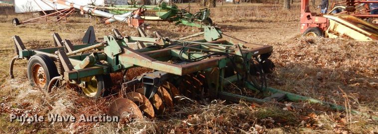 image for item JK9142 John Deere 1710A  disk ripper