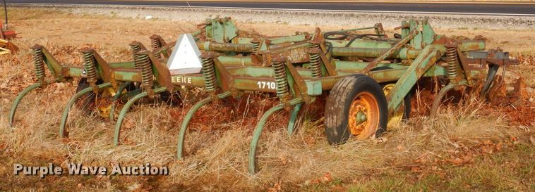 image for item JK9142 John Deere 1710A  disk ripper