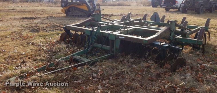 image for item JK9142 John Deere 1710A  disk ripper
