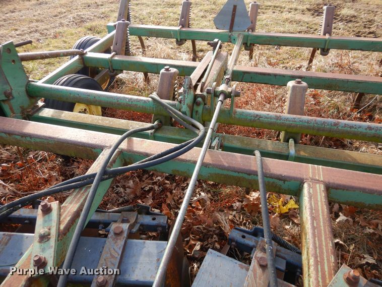 image for item JK9142 John Deere 1710A  disk ripper