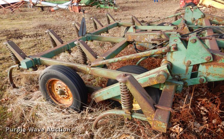image for item JK9142 John Deere 1710A  disk ripper