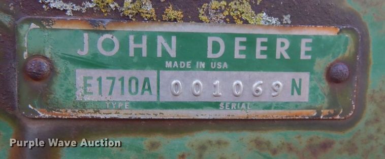 image for item JK9142 John Deere 1710A  disk ripper
