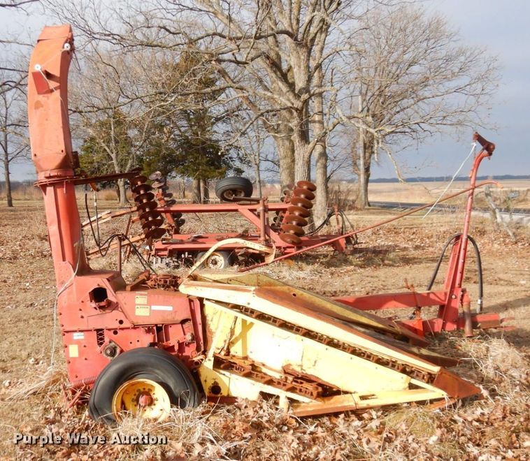 image for item JK9143 New Holland 718  forage harvester