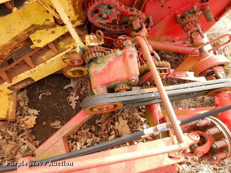 image for item JK9143 New Holland 718  forage harvester