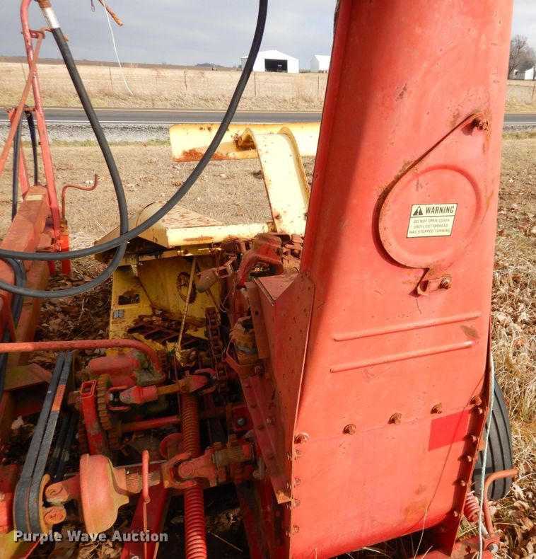 image for item JK9143 New Holland 718  forage harvester