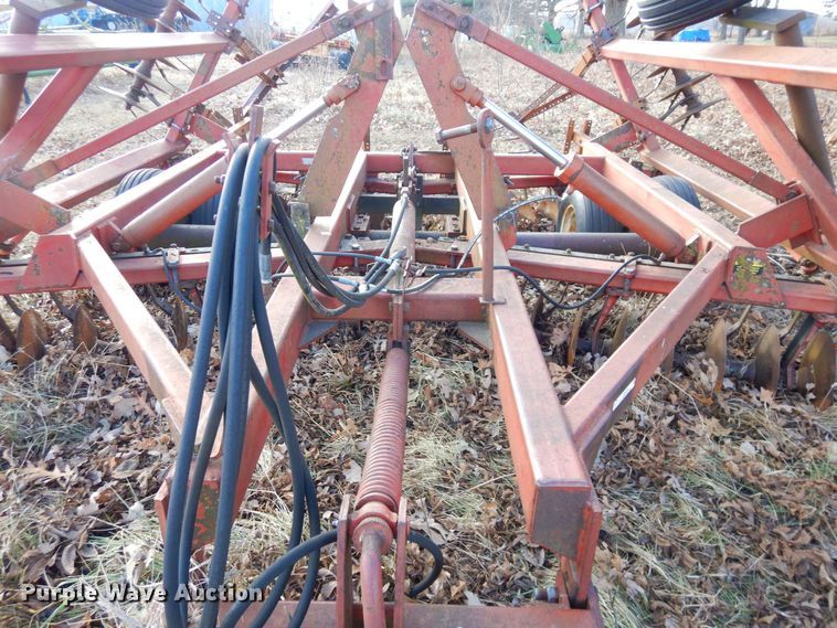 image for item JK9144 International 490  tandem disk