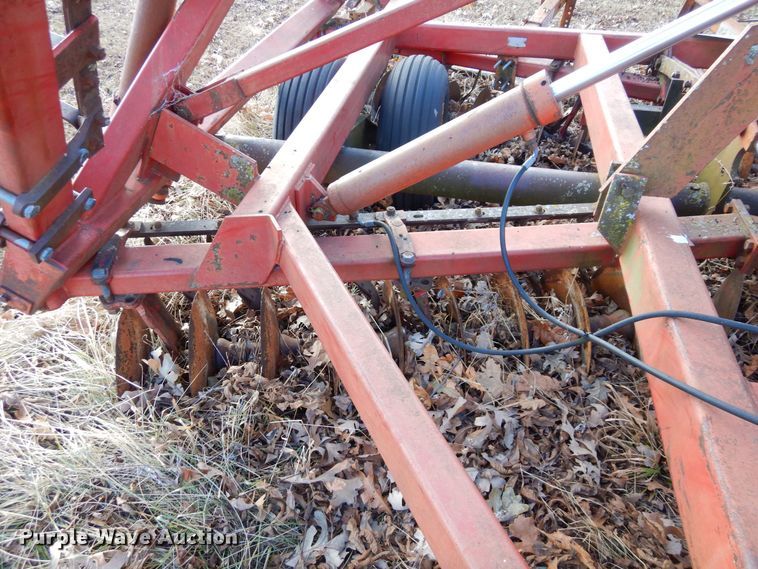 image for item JK9144 International 490  tandem disk