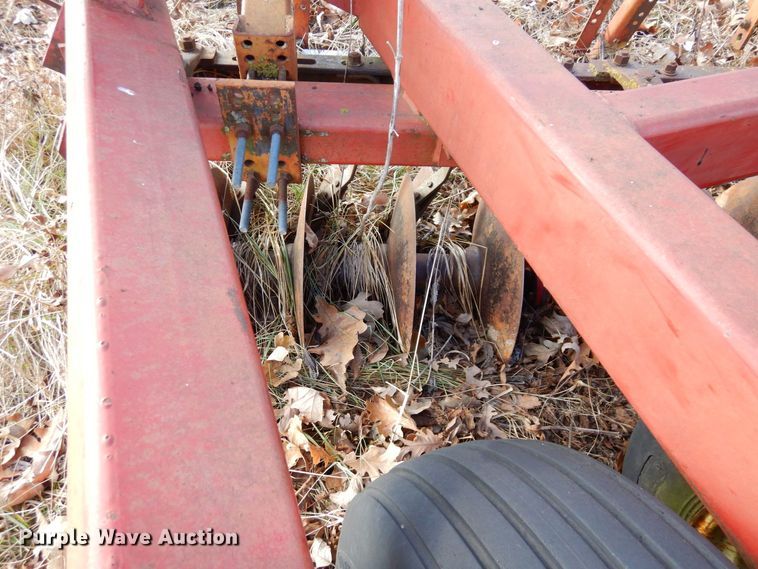 image for item JK9144 International 490  tandem disk