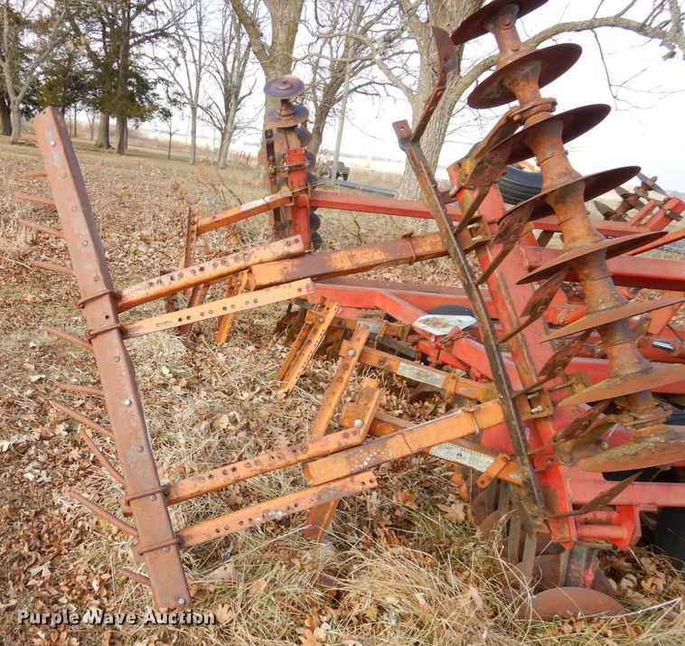 image for item JK9144 International 490  tandem disk