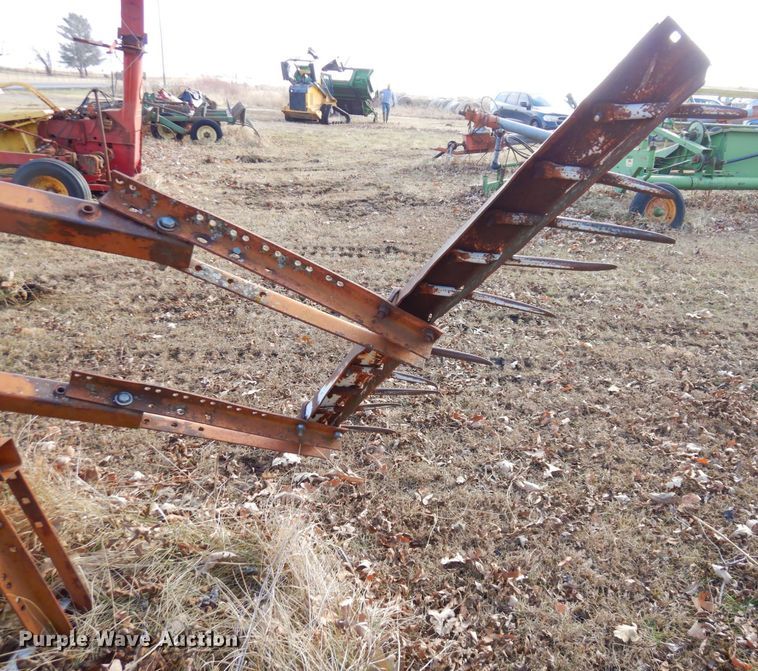 image for item JK9144 International 490  tandem disk