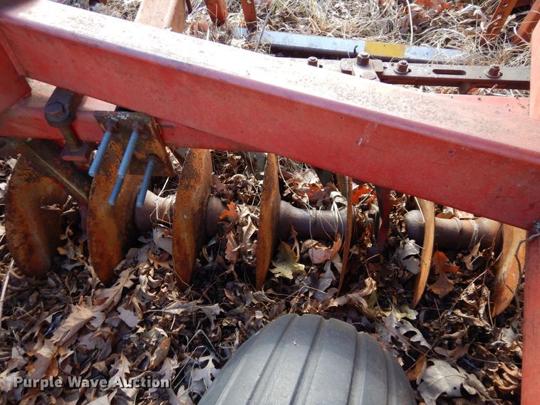 image for item JK9144 International 490  tandem disk