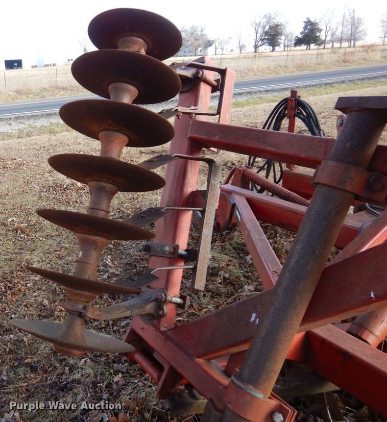 image for item JK9144 International 490  tandem disk