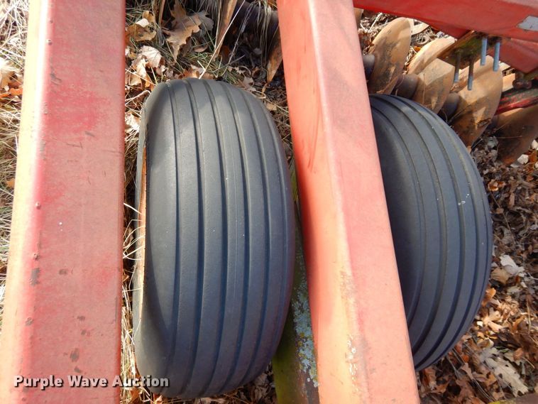 image for item JK9144 International 490  tandem disk