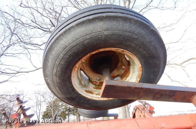 image for item JK9144 International 490  tandem disk