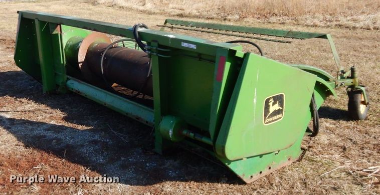 image for item JK9147 John Deere 212  pickup head