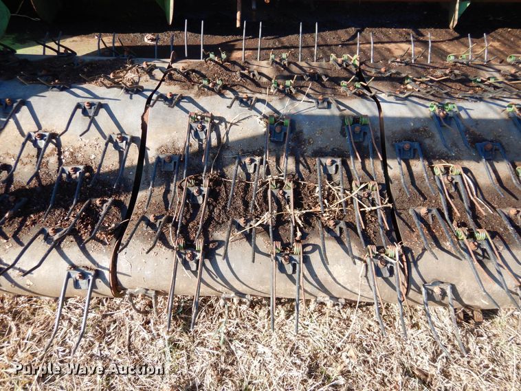 image for item JK9147 John Deere 212  pickup head