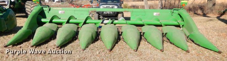 image for item JK9149 2009 John Deere 608C  corn head