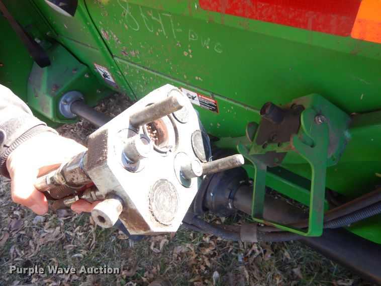 image for item JK9149 2009 John Deere 608C  corn head