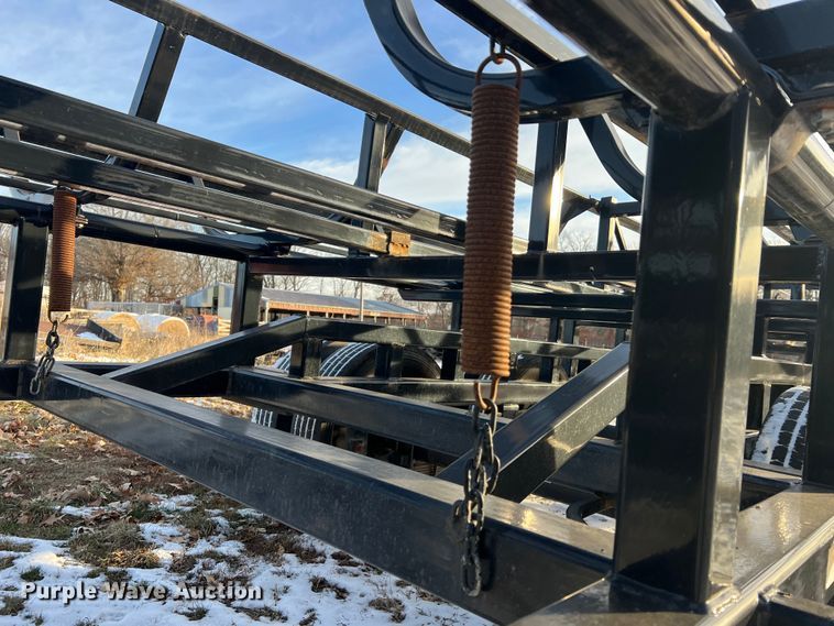 image for item JU9710 Industrias America 20X4  hay bale trailer