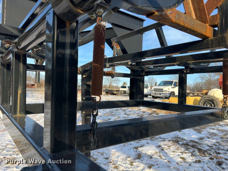 image for item JU9710 Industrias America 20X4  hay bale trailer