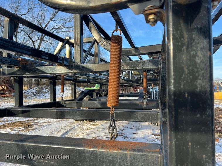 image for item JU9710 Industrias America 20X4  hay bale trailer