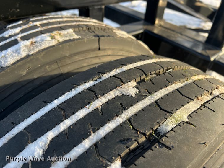 image for item JU9710 Industrias America 20X4  hay bale trailer