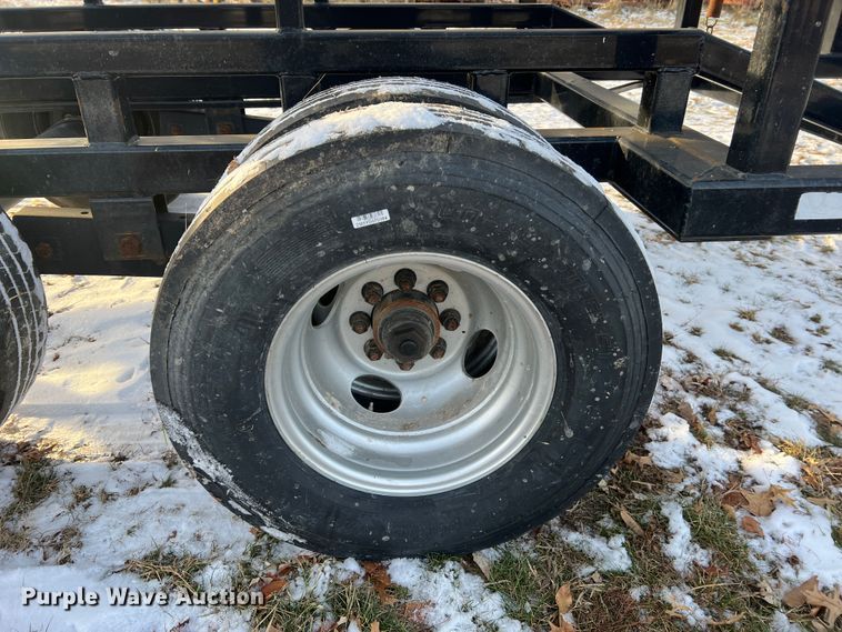 image for item JU9710 Industrias America 20X4  hay bale trailer