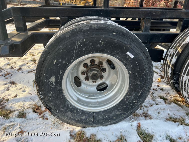 image for item JU9710 Industrias America 20X4  hay bale trailer