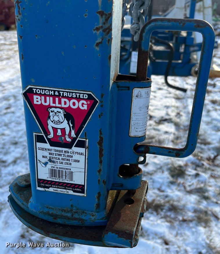 image for item JU9711 Plus1  hay bale trailer