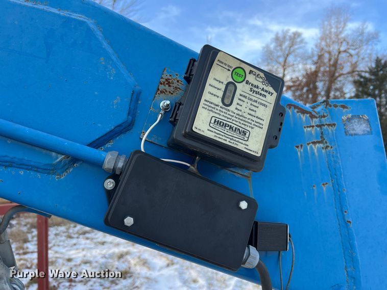 image for item JU9711 Plus1  hay bale trailer